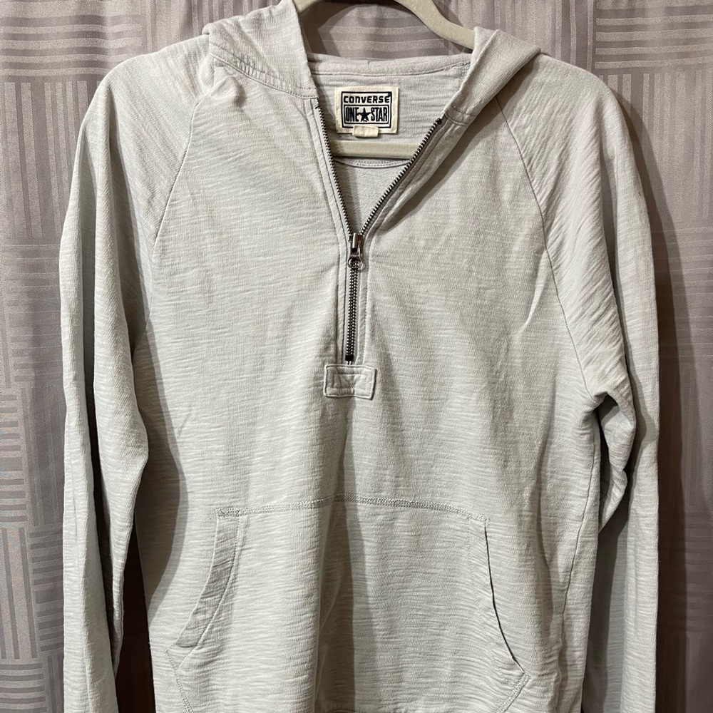 Converse Women’s One Star Pull Over Hoodie